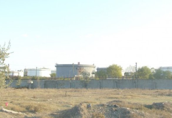 Oil Terminal nu poate să anuleze contractele cu Oil Prod SRL